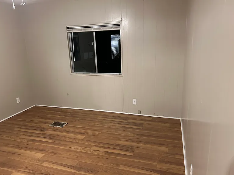 5 Madison Dr — Photo 11