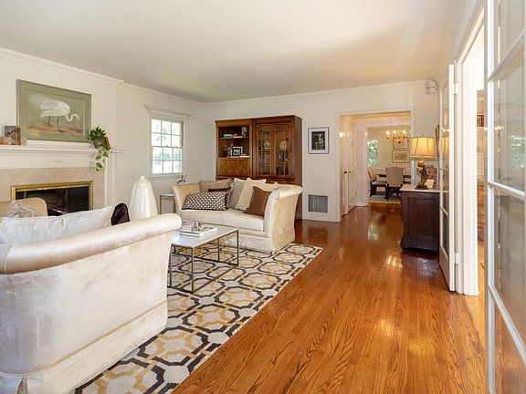 4th image of 2200 El Molino Pl