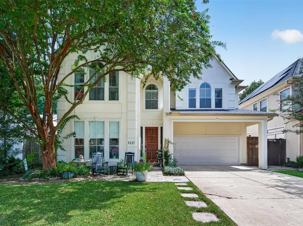5217 Beech St, Bellaire, TX 77401