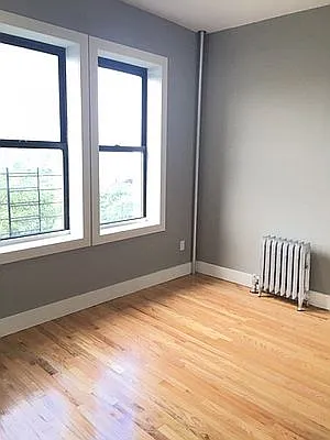 Rented by Bruma Realty LLC | media 16