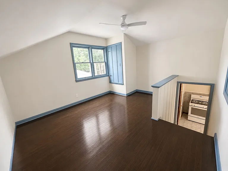 833 S Rogers Ave — Photo 5