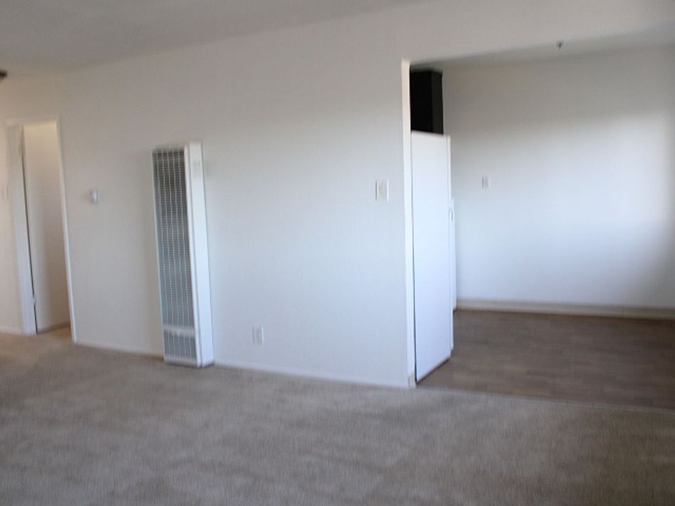 1st image of 2515 Manchester Ave APT 4