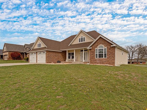 3rd image of 1485 Knightsbridge Road