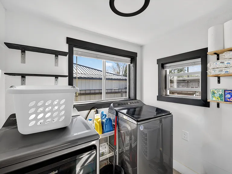 810 Smith Ave — Photo 20
