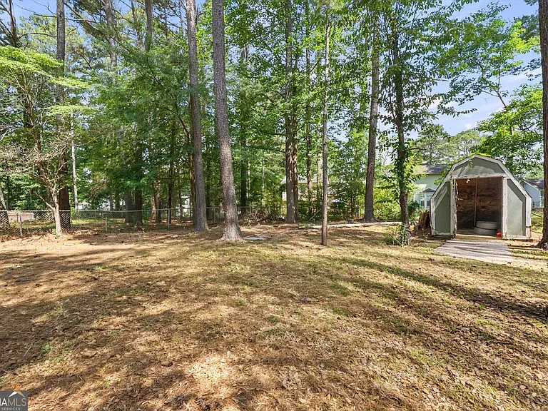 991 Brandon Hill Way — Photo 24