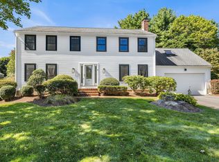 8 Lantern Ln, Shrewsbury, MA 01545