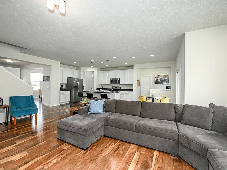 4816 Lake View Dr — Photo 17