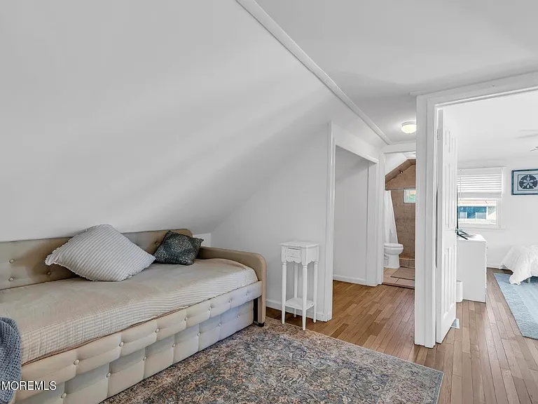1403 Ocean Ave — Photo 10