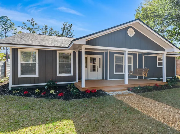 181 Morrison Ave, Santa Rosa Beach, FL 32459