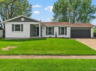 1450 Flordawn Dr, Florissant, MO 63031