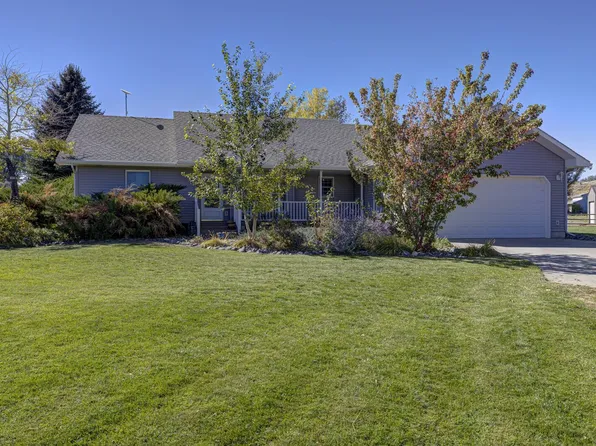 9 Trotter Rd, Cody, WY 82414