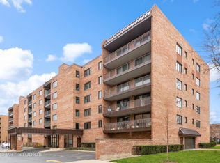 905 Center St UNIT 102, Des Plaines, IL