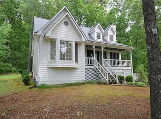 239 Stratford Dr, Douglasville, GA 30134