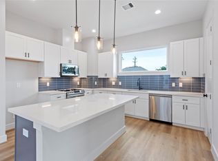 905 Quitman St #C, Houston, TX 77009