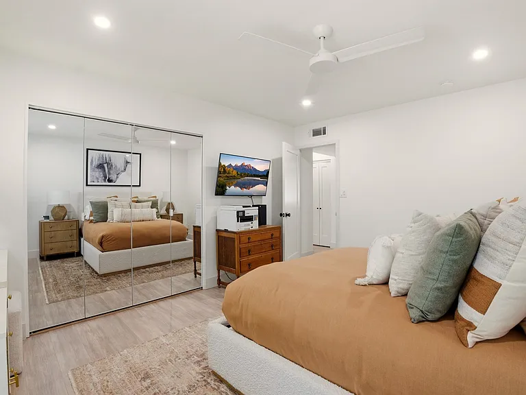 3702 E Monterosa St #6 — Photo 6