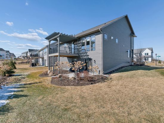 5385 Gestach Ln, Chaska, MN 55318