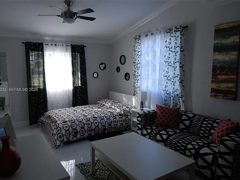 1435 SW 82nd Pl — Photo 26