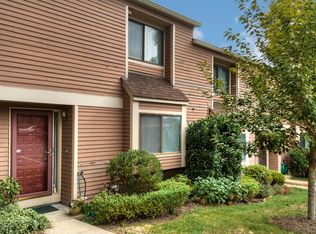 18 James Ct, Port Chester, NY 10573