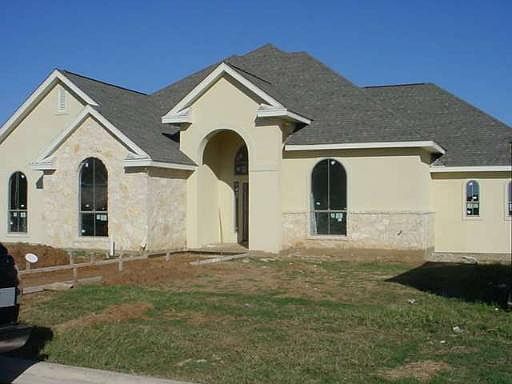 1st image of 120 ALEXANDRIA DR