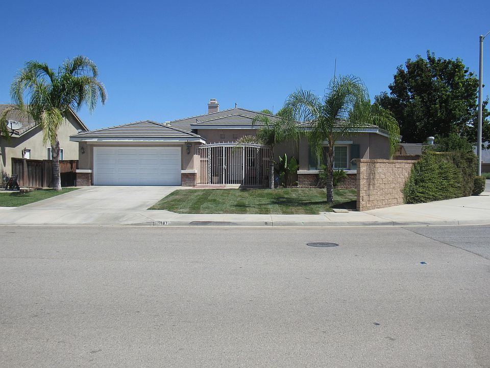 1st image of 1907 Orchid Ln