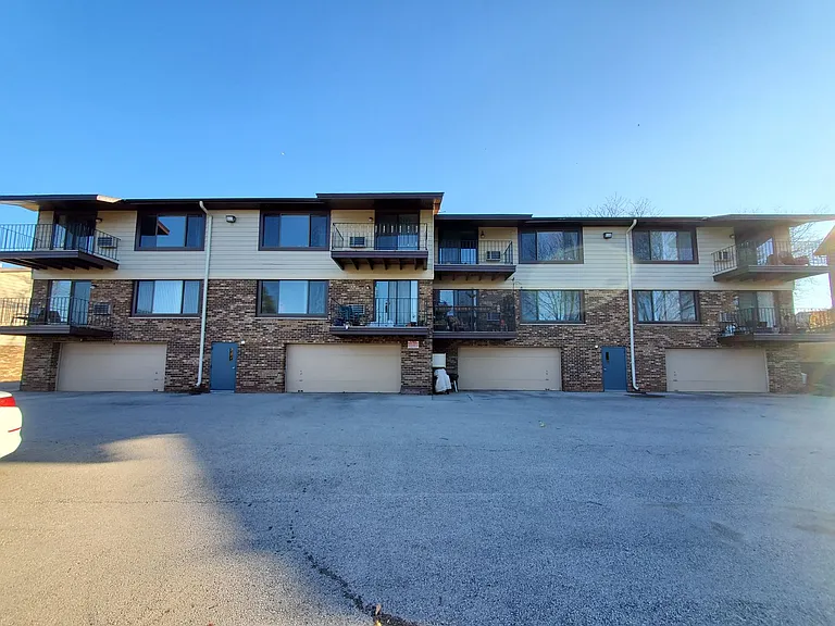1371 Sunnyridge Rd — Photo 8