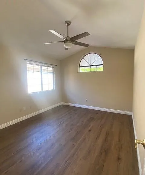 4211 Lost Springs Dr — Photo 17