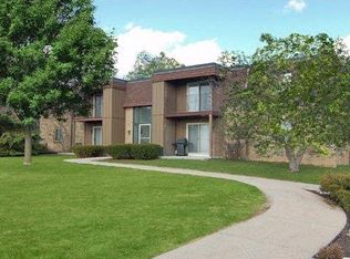 Carriageway, New Berlin, WI 53151