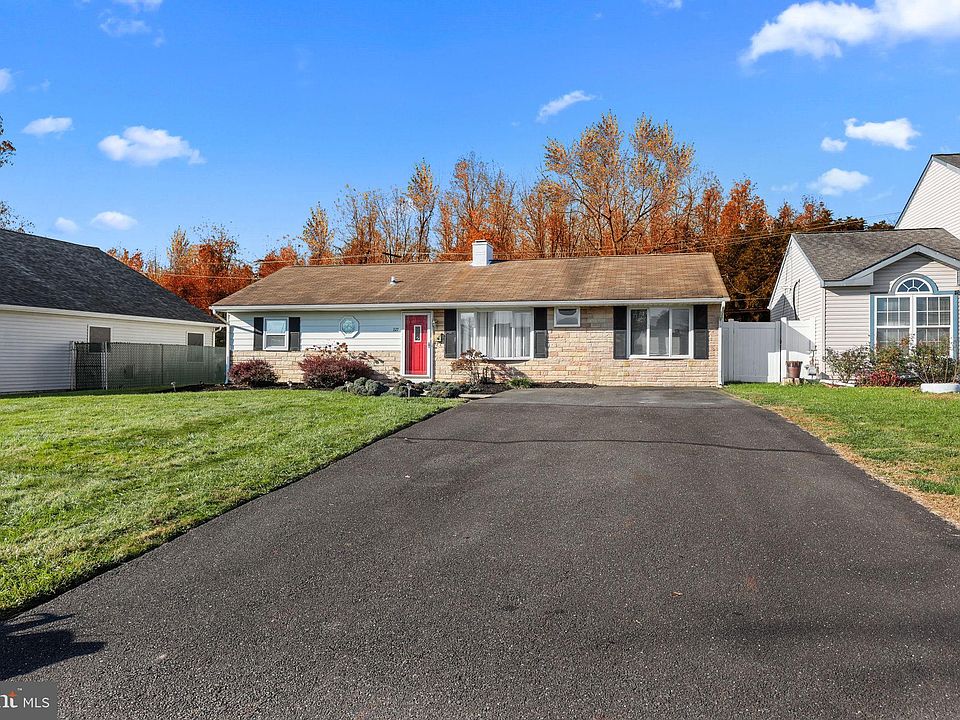 227 Collingswood Rd, Fairless Hills, PA 19030 Zillow