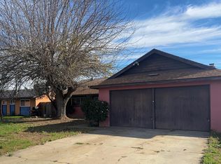 988 Laurel Avenue, Lindsay, CA 93247