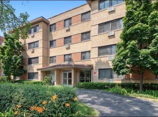 929 Washington St APT 305, Evanston, IL 60202