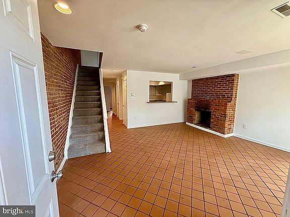 3rd image of 1211 Q St NW