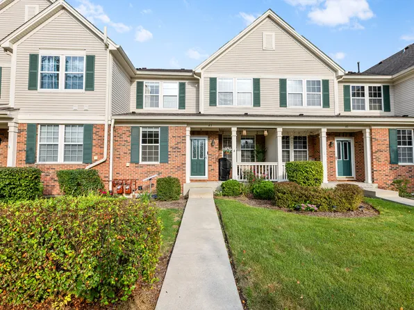 43 N Palazzo Dr, Addison, IL 60101