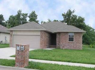 2512 W Garton Rd, Ozark, MO 65721