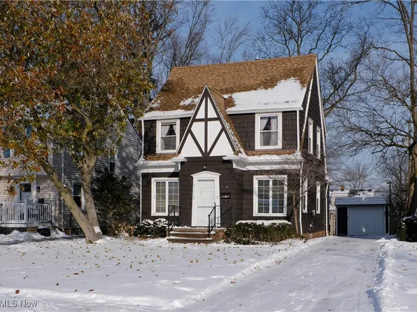 21412 Eastwood Ave, Fairview Park, OH 44126