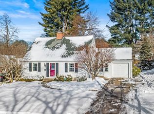 44 Southwood Rd, Newington, CT 06111