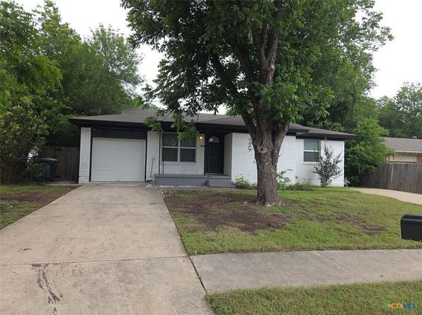 1315 Estes Dr