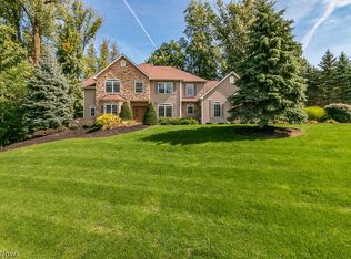 7725 Kenneth Dr, Concord Township, OH 44077