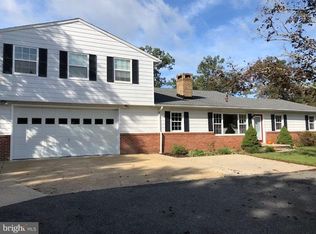 10481 Willetts Crossing Rd, White Plains, MD 20695