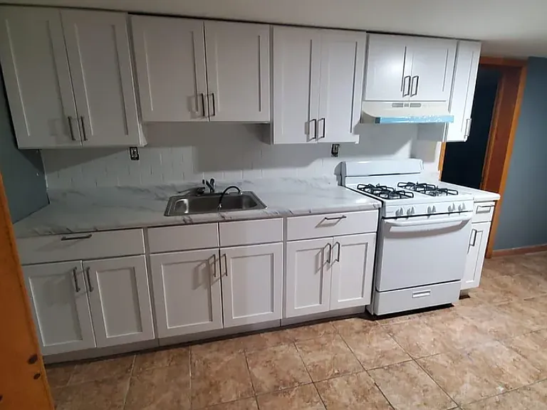 153 Roseville Ave #B2 — Photo 1