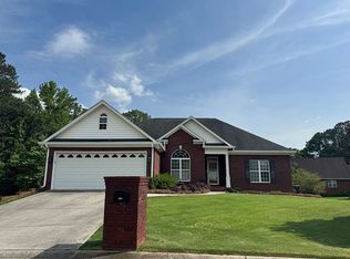 140 Manor Way, Carrollton, GA 30117