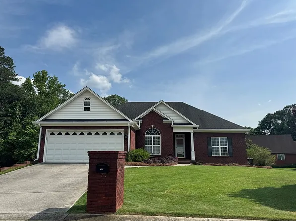 140 Manor Way, Carrollton, GA 30117