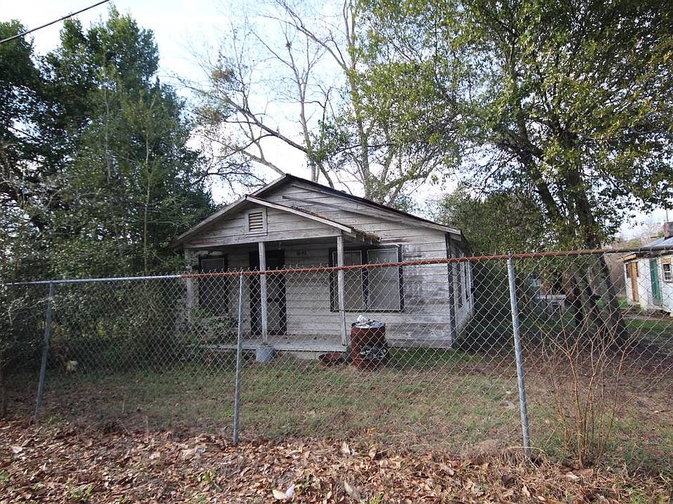 1st image of 1645 Shirley St
