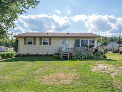 136 Laurel Ln, Latrobe, PA, 15650