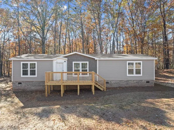 416 Nelms Rd, Cleveland, GA 30528