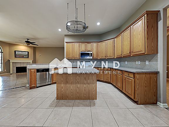 4th image of 20811 Oak Orchard Ct