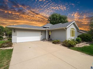 511 Almar St, Luverne, MN 56156