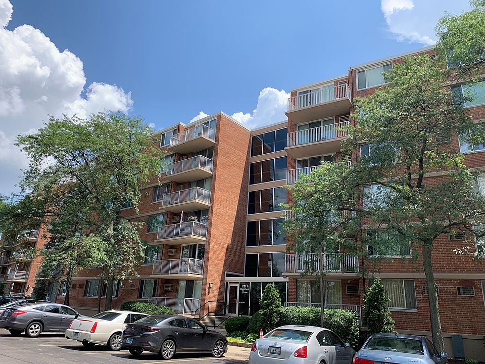 1st image of 2211 S Highland Ave APT 3C