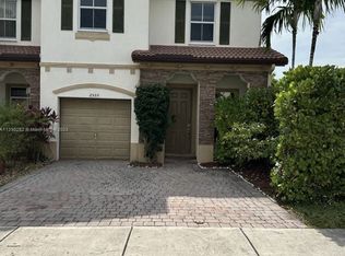 2555 SW 147th Path, Miami, FL 33185