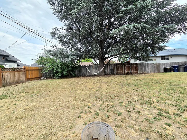 401 Methow St — Photo 16