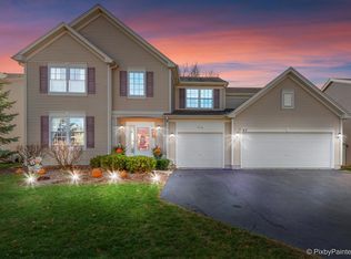 67 Timber Trails Ct, Gilberts, IL 60136